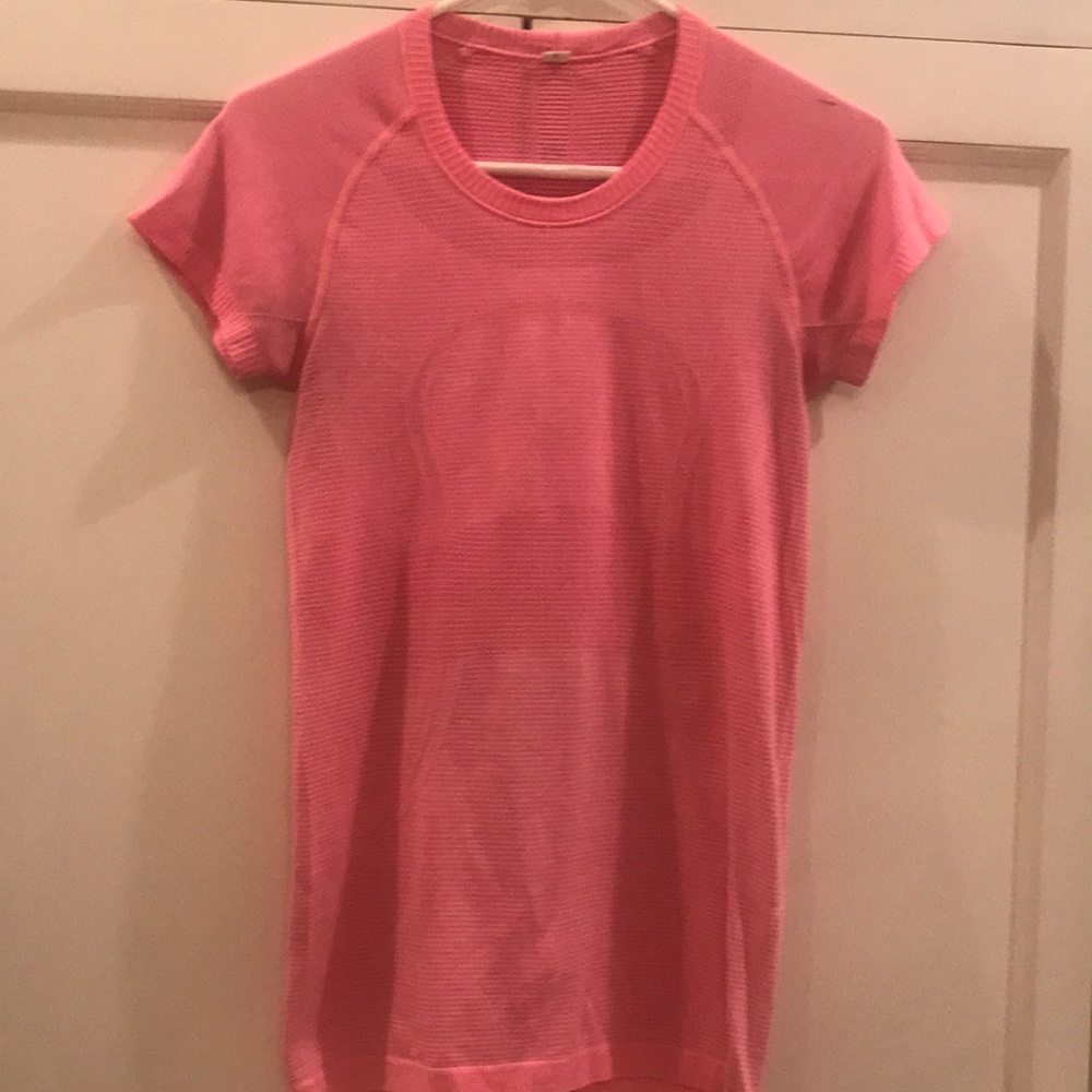 Lululemon Swifty Pink Top